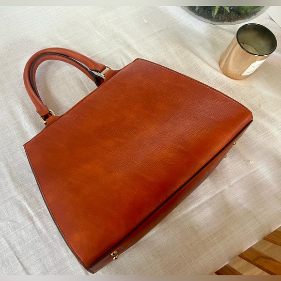 Cato Orange Tote with Gold Detailing - Picture 2 of 11